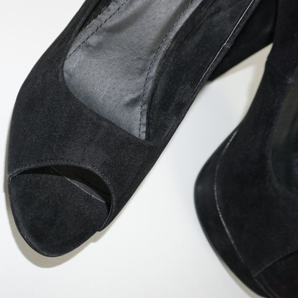 Bamboo Metallic Cutout Peep Toe Platform Wedge